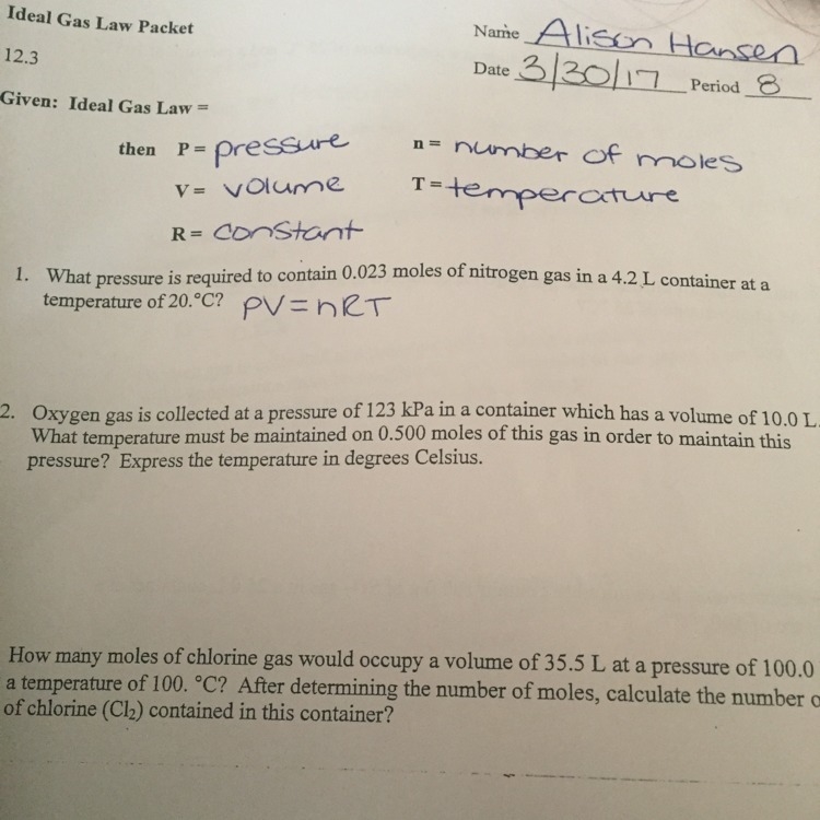 Oxygen gas is collected at a pressure of 123 kPa in a container which has a volume-example-1