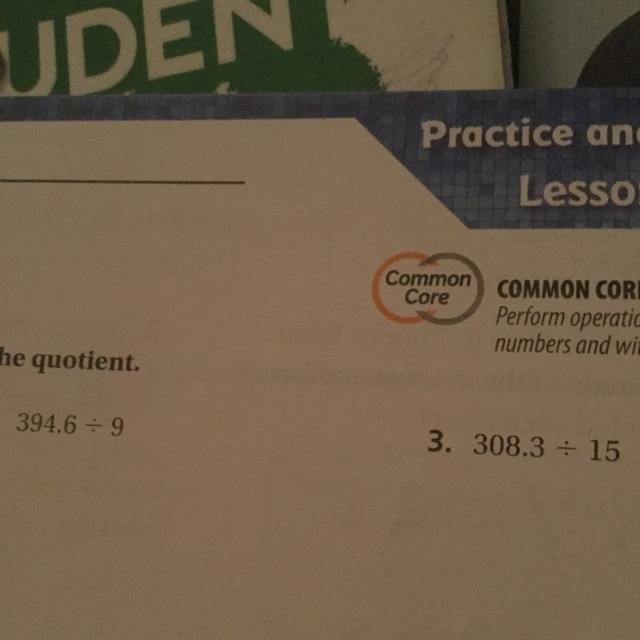 Use compatible numbers to estimate the quotient. Please help.-example-1