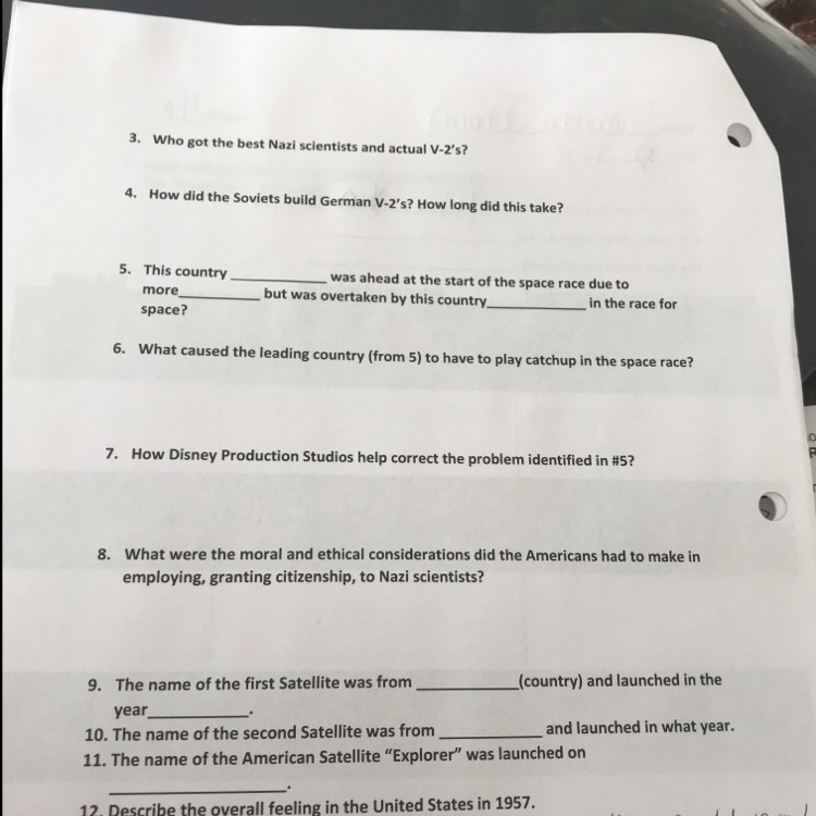 Can anyone help me with some of these questions on my astronomy homework?-example-1