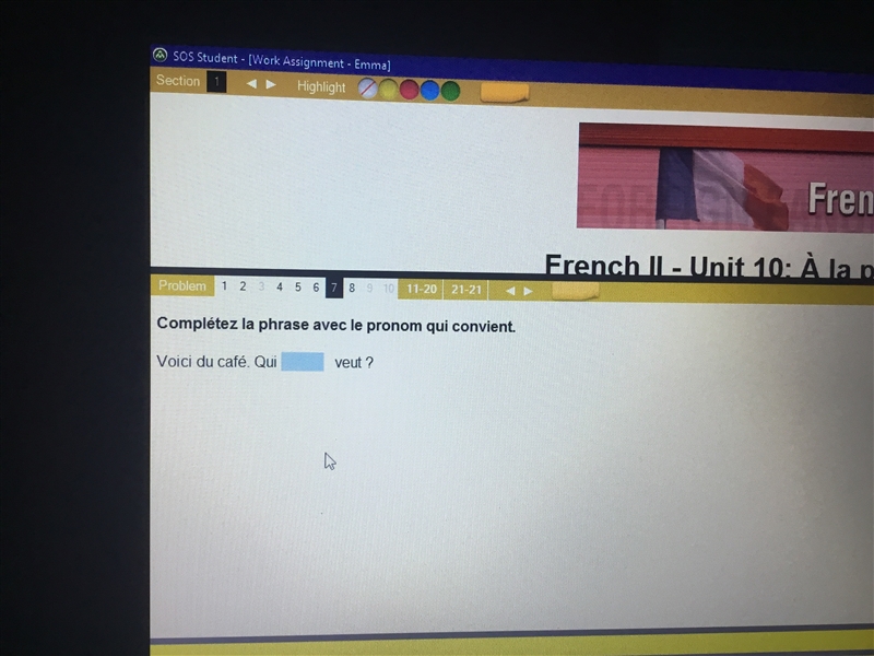 Would someone help me with my French? Thank you! Multiple choice 7: a) le b) en c-example-1