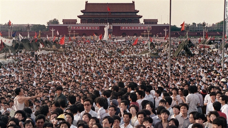 What inspired protesters to demonstrate at Tiananmen sqaure-example-1