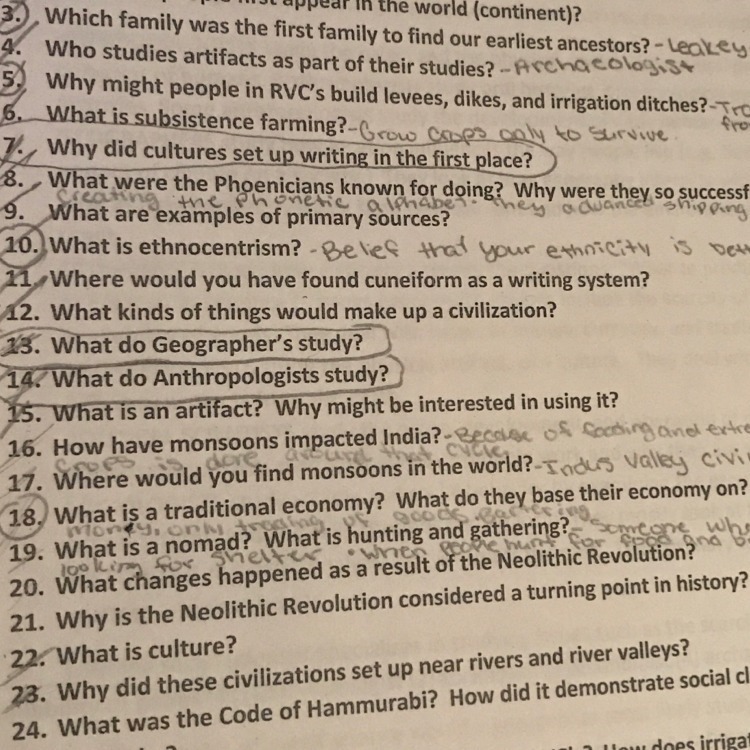 Can anyone help me with 20 and 21 ASAP!!!!!-example-1