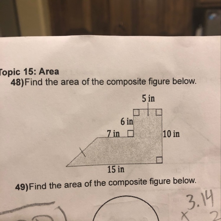 Find the area of the composite figure-example-1