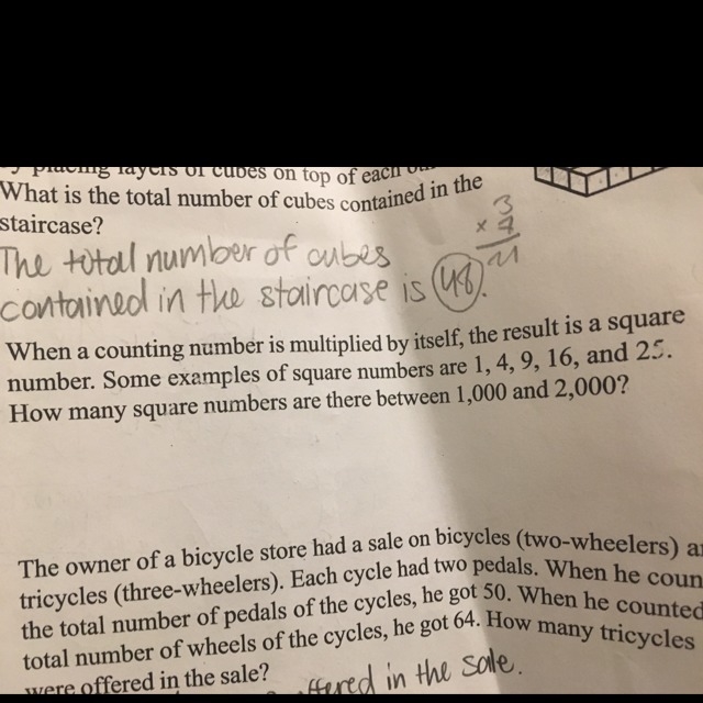 How many square numbers are there between 1,000 and 2,000? What is a square number-example-1