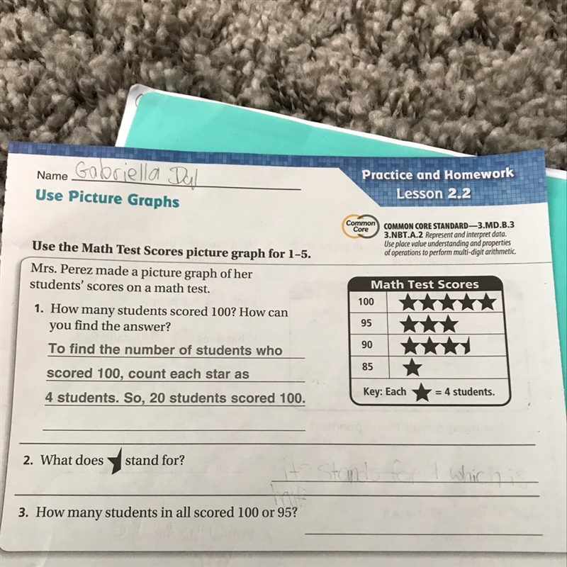 How many students in all scored 100 or 95? PLEASE HELP!! And with question 2. And-example-1