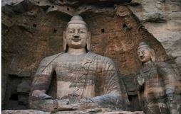 Which sentence best describes how art in Buddhist cave temples along the Silk Road-example-1