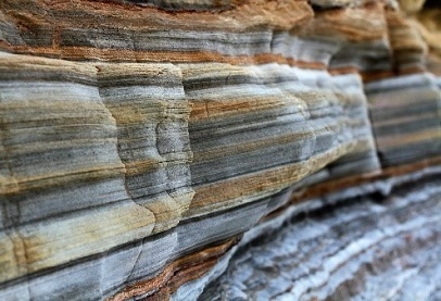 Study the image of this rock. Which characteristic best supports its formation from-example-1