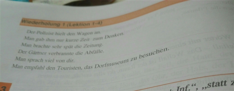 Setze das Aktiv ins Passiv! Im dem Märchen fraß der Wolf die Großmutter und Roktk-example-1