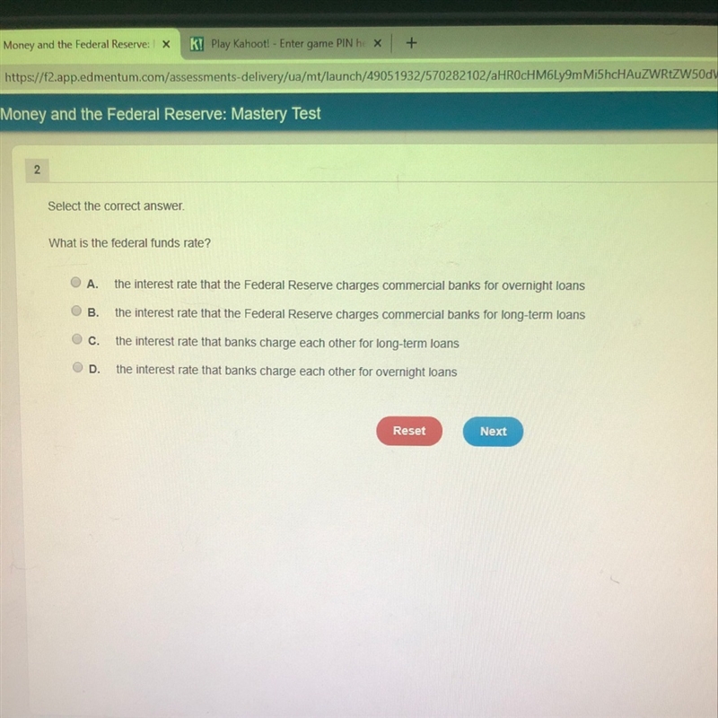 What is the federal funds rate ?-example-1