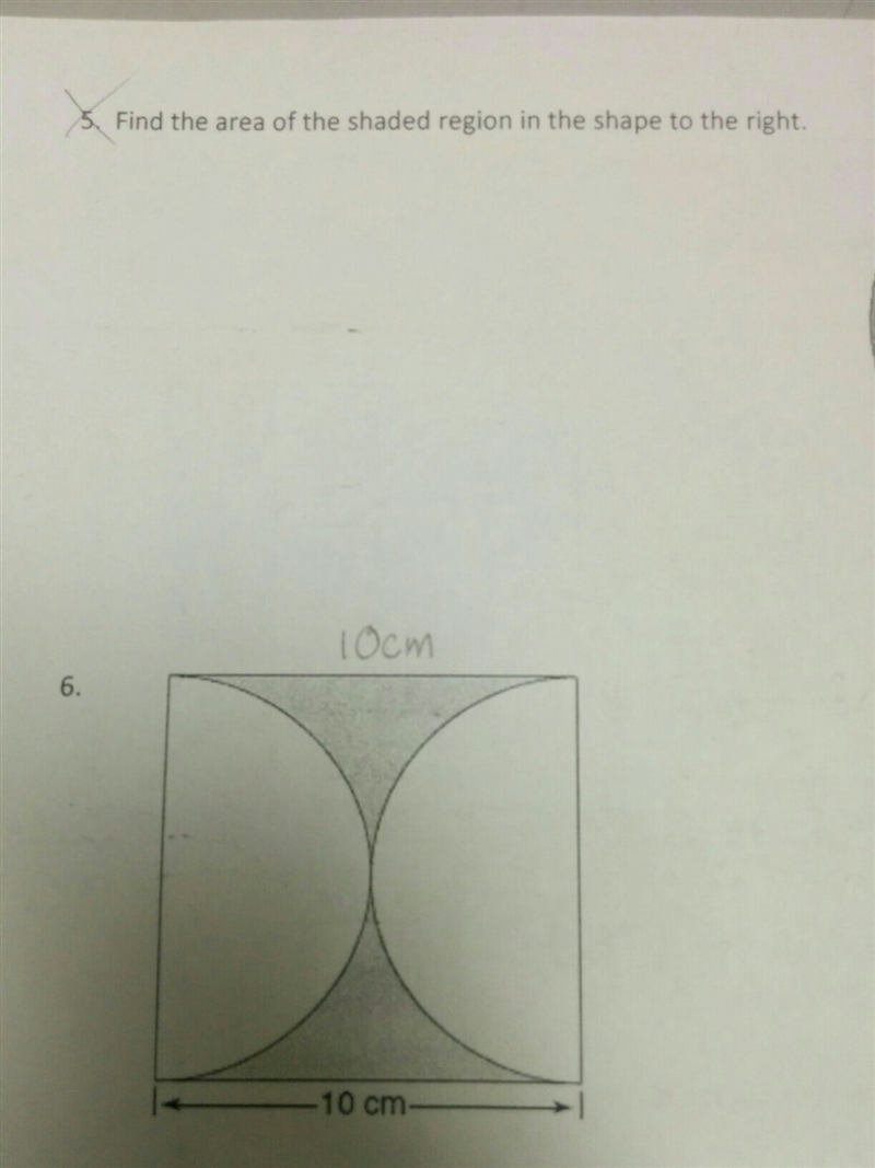 Find the area of the shaded region-example-1