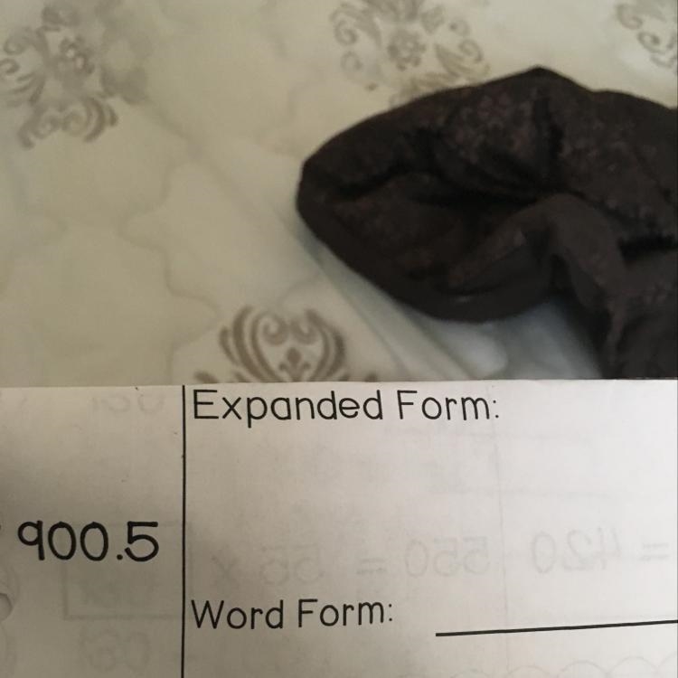 How do you write 900.5 and expanded form and word form?-example-1