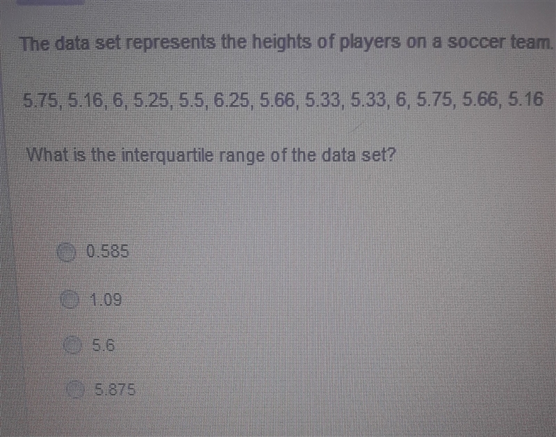 The data set represents the heights of players on a soccer team.-example-1