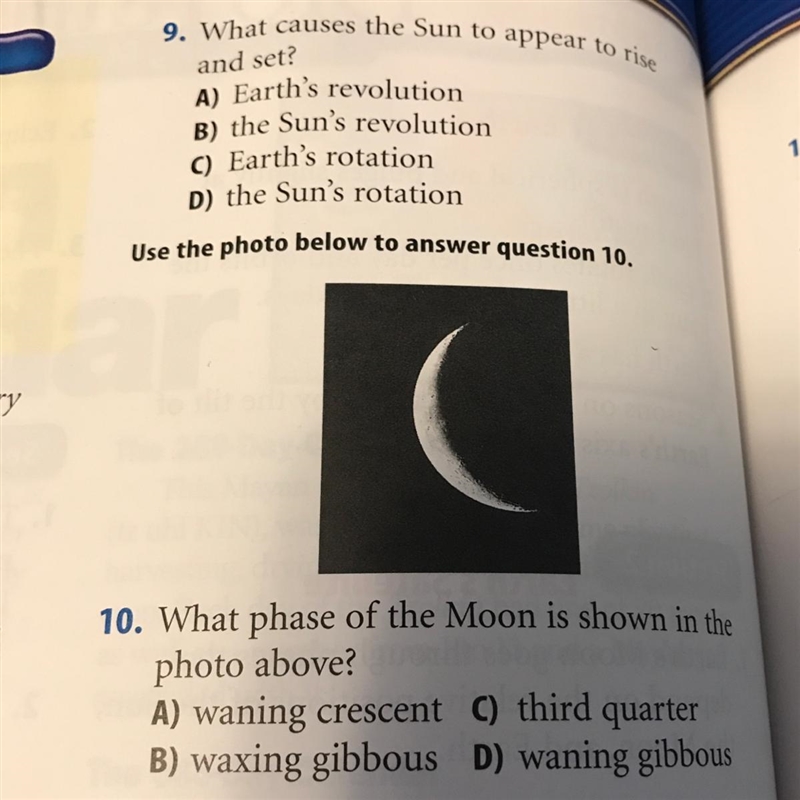 What phase of the moon is shown in the photo above. a) waning crescent b) waxing gibbous-example-1