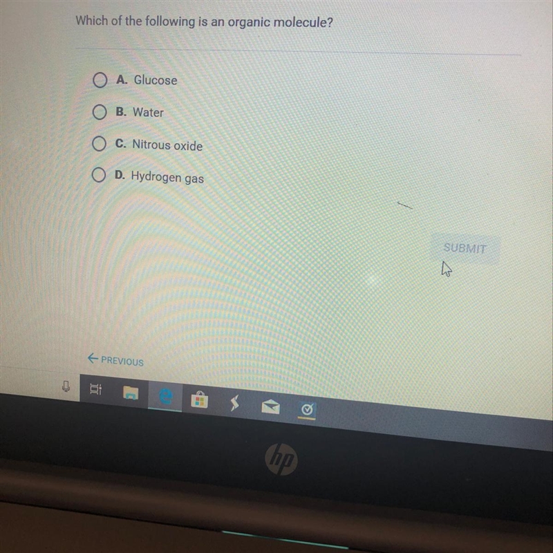 Which is a organic molecule ?!-example-1