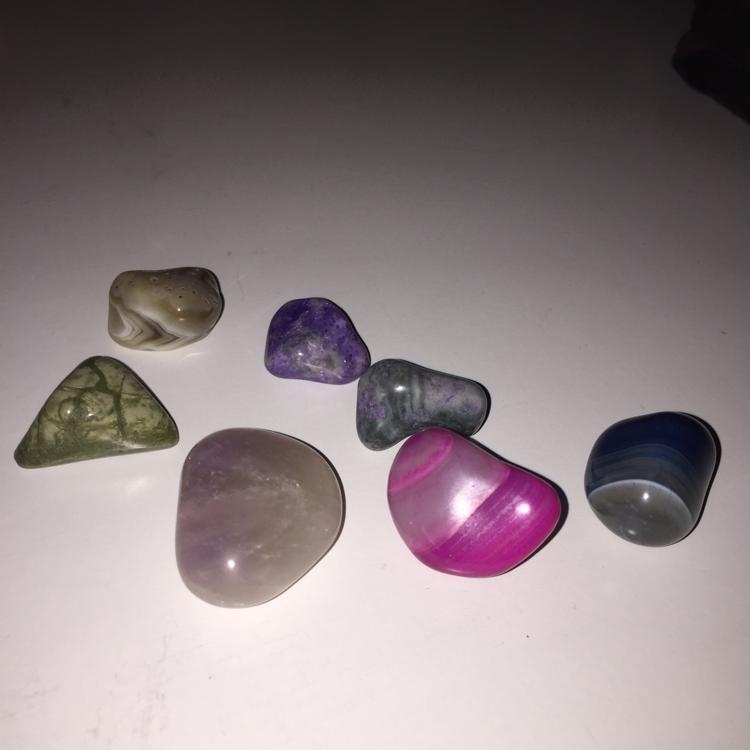 Can someone identify all these crystals?-example-1