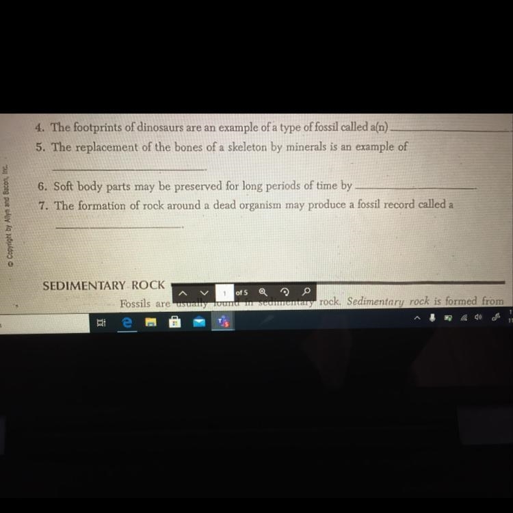 Help please ASAP it’s due at 12:30 pm !!-example-1