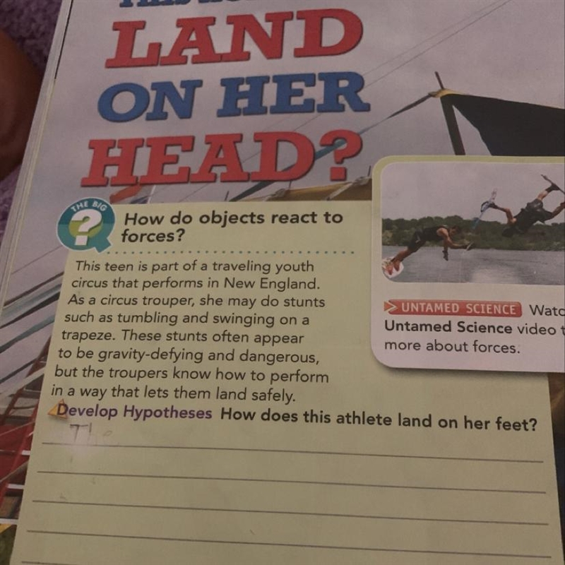 How does this athlete land on her feet-example-1