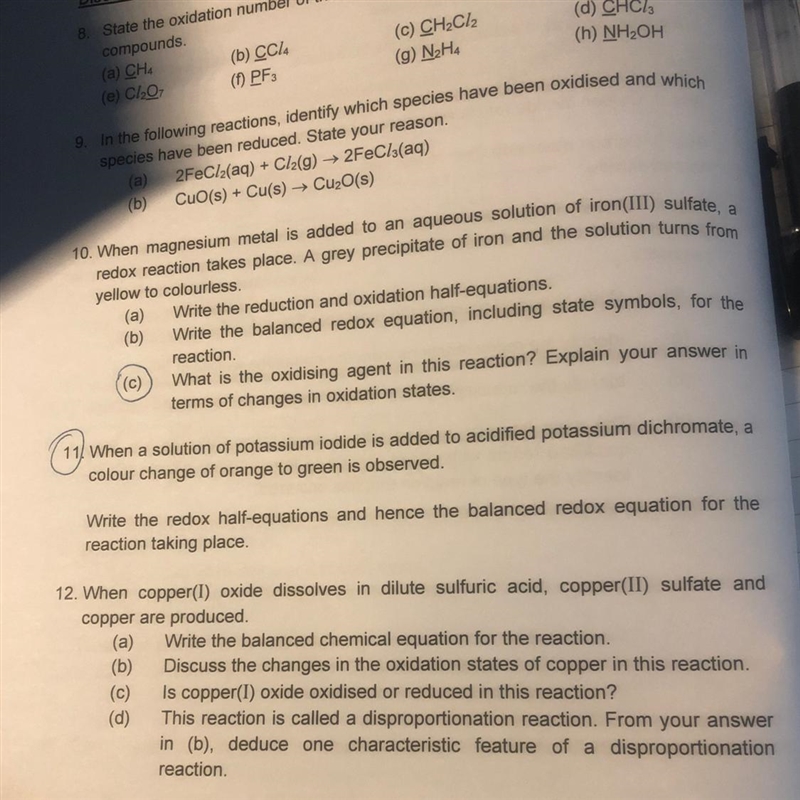 When a solution of potassium iodide is added to acidified potassium dichromate, a-example-1