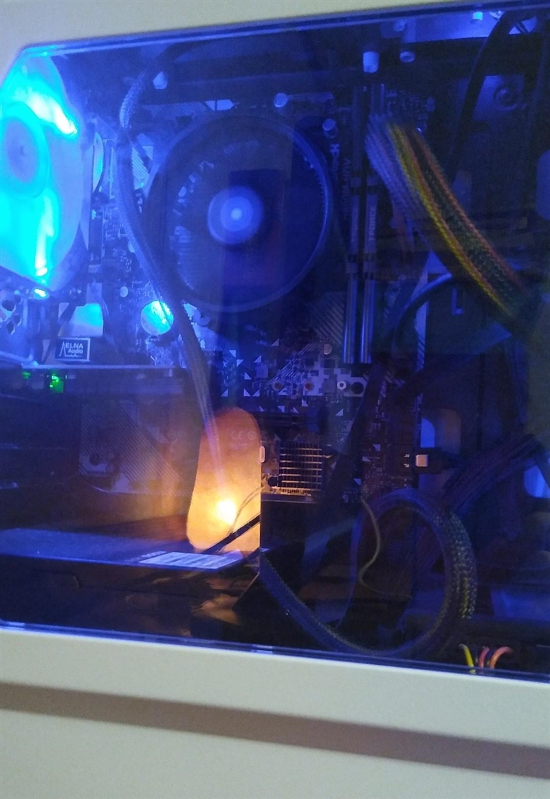 This is my pc it had glowing rams but we changed them​-example-1