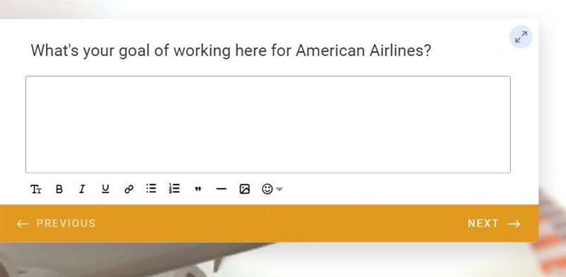 Please help. i am trying to apply for american airlines on roblox-example-1