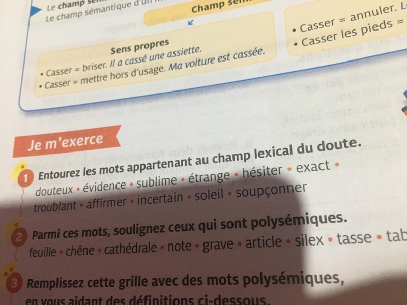 Svp le premier et deuxième exercices Pour le dernier mot c’est table-example-1