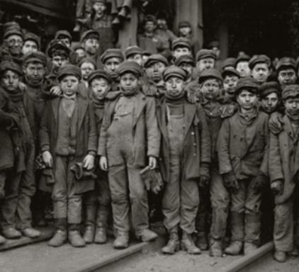 Look at the photo. What dangers were these child workers exposed to? Identify at least-example-1