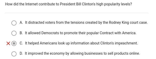 How did the Internet contribute to Bill Clinton's high popularity levels?-example-1