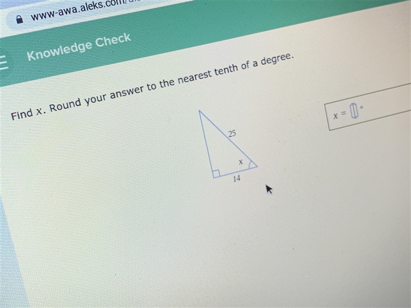 Find x. Round your answer to the nearest tenth of a degree.-example-1