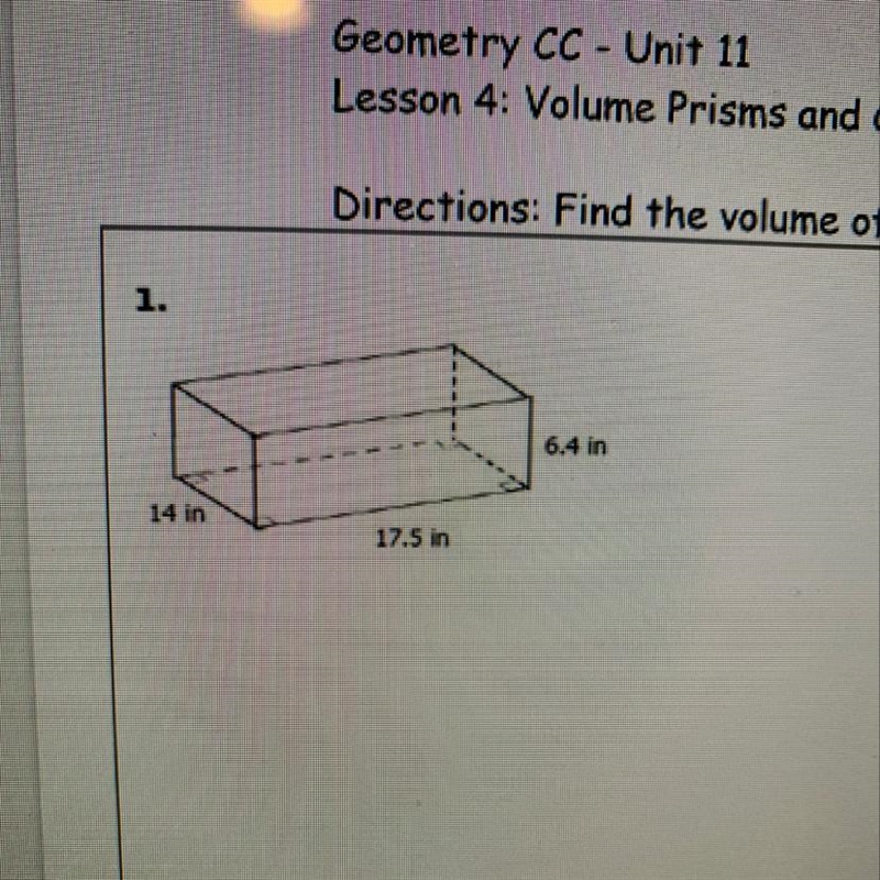 Find the volume of the figure-example-1