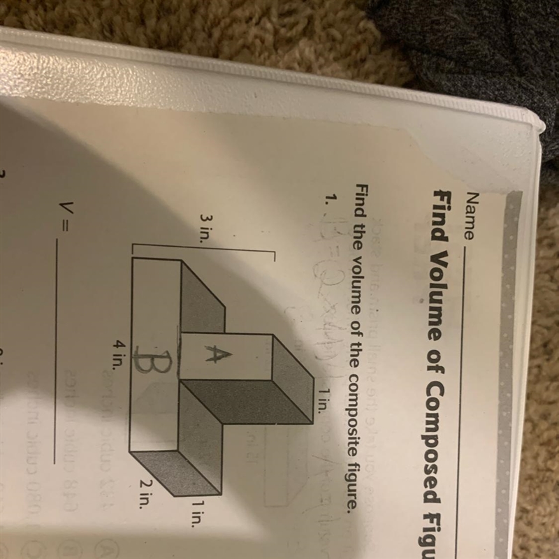 Find the volume of the composite figure?-example-1