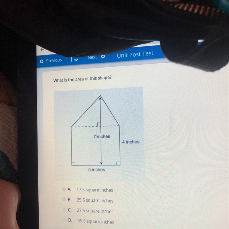 What is the area of this shape? 7 inches 4 inches 5 inches A. 17.5 square inches B-example-1