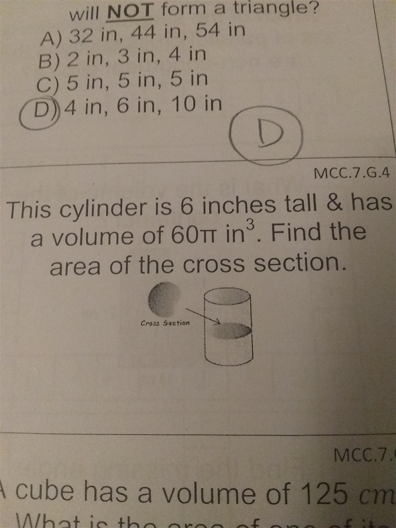 This cylinder is 6 inches tall & has a volume of 60πin^3. Find the area of the-example-1