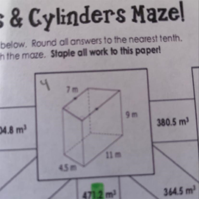 Can someone show me how to find the volume of this shape???-example-1