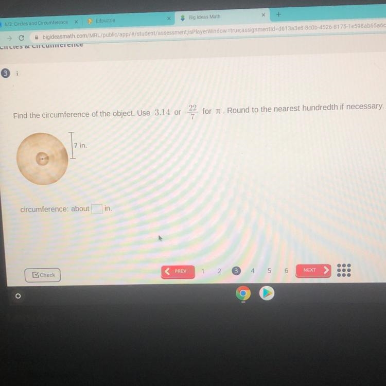 Help please Find the circumference of the object.-example-1