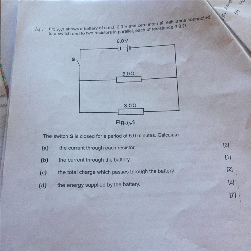 Fig.4.1 The switch S is closed for a period of 5.0 minutes. Calculate (a) the current-example-1