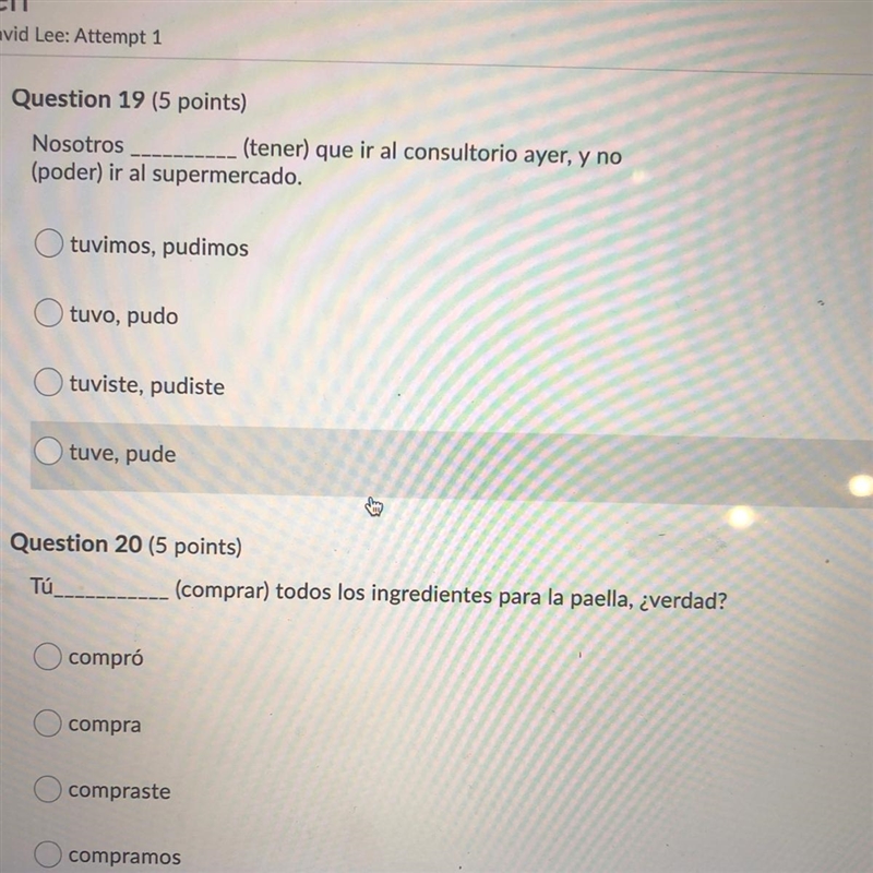 Help me with this Spanish stem changing thing-example-1