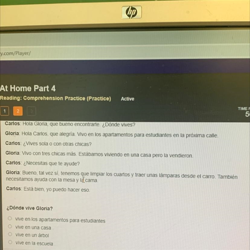 Carlos: Hola Gloria, que bueno encontrarte. ¿Dónde vives? Gloria: Hola Carlos, que-example-1