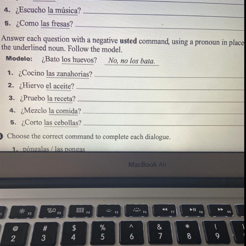 Answer each question with a negative usted command, using a pronoun in place of the-example-1