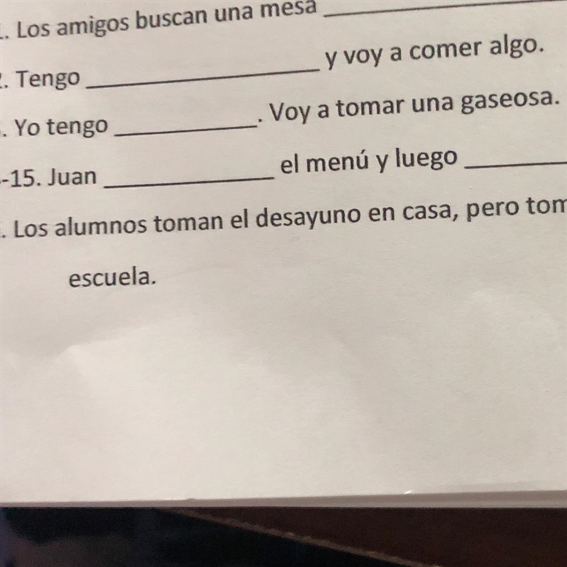 Tengo_______ y voy a comer algo-example-1