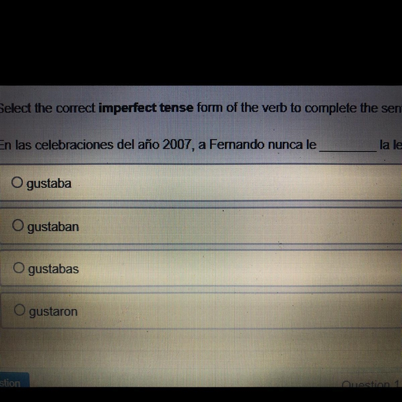 Select the correct imperfect tense form of the verb to complete the sentence. En las-example-1