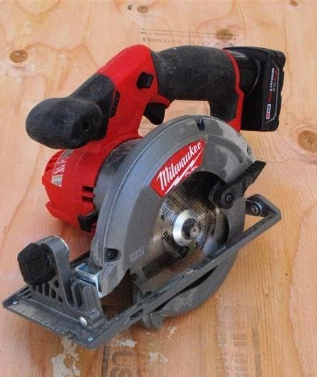 Repost my bad, what power tool is this?-example-1