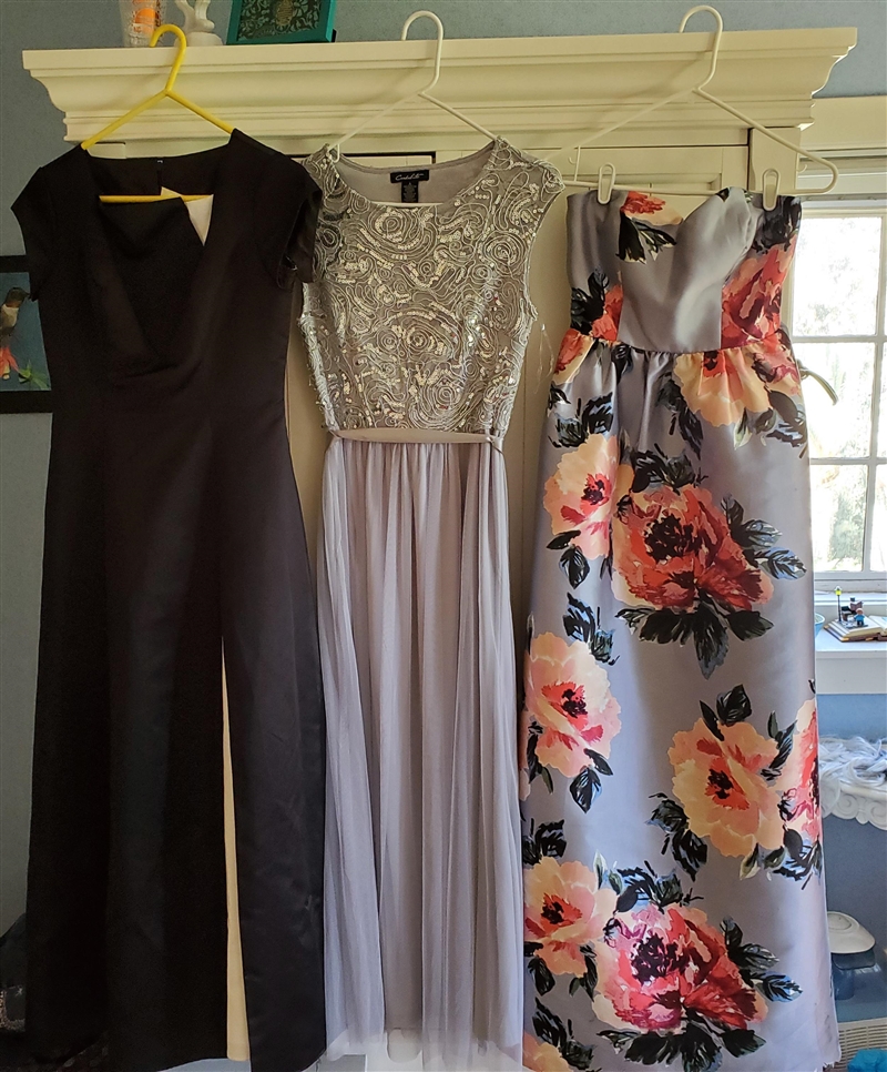 Y'all, which dress should I wear to this formal dance coming up? It's starry night-example-1