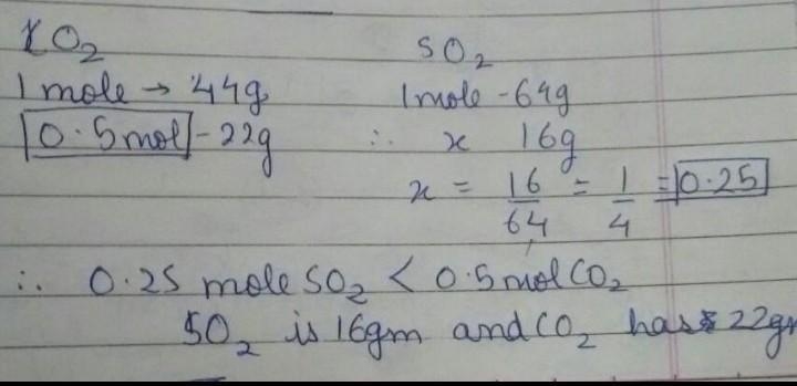 Why one has higher mass and why? 0.5 mole of coz or 16g of sog​-example-1