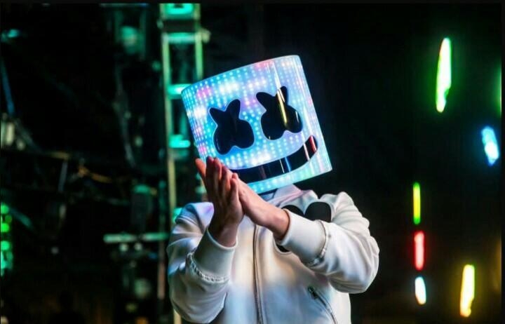 Who is Marshmello????????​-example-1