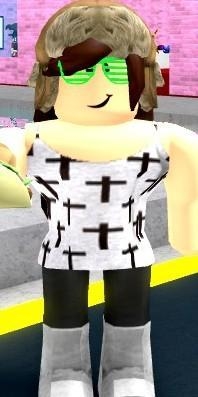 PLEASE DOES ANYONE KNOW WHAT THIS SHIRT IS CALLED ITS IN THE GAME BOYS AND GIRLS DANCE-example-1