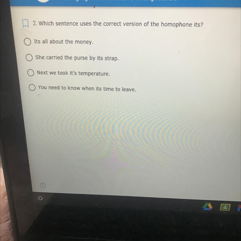 Which sentence uses the correct version of the homophone its?-example-1