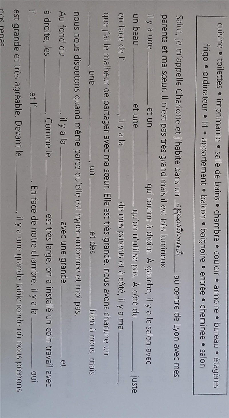 Help fast - Charlotte nous decrit son appartement. Complete son recit a l'aide de-example-1