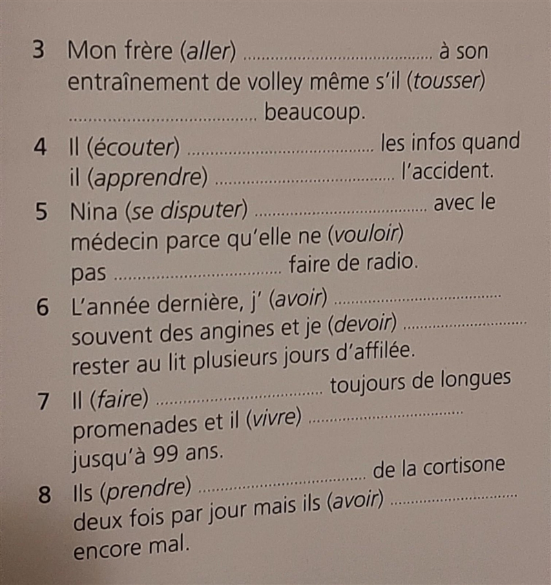 HELP HELP HELP!!! Conjuguez les verbes entre parenthèses au PASSÉ COMPOSÉ ou à L'IMPARFAIT-example-1