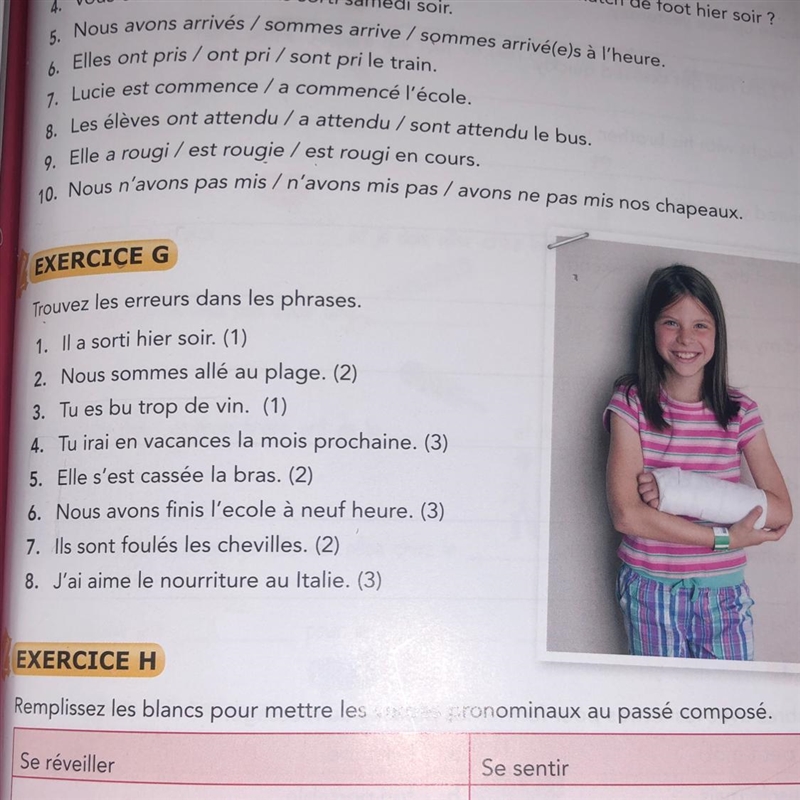 FRENCH EXERCISE G , find the errors in the sentence (the numbers show how many errors-example-1