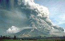 What is the huge cloud sliding on the volcano called?-example-1